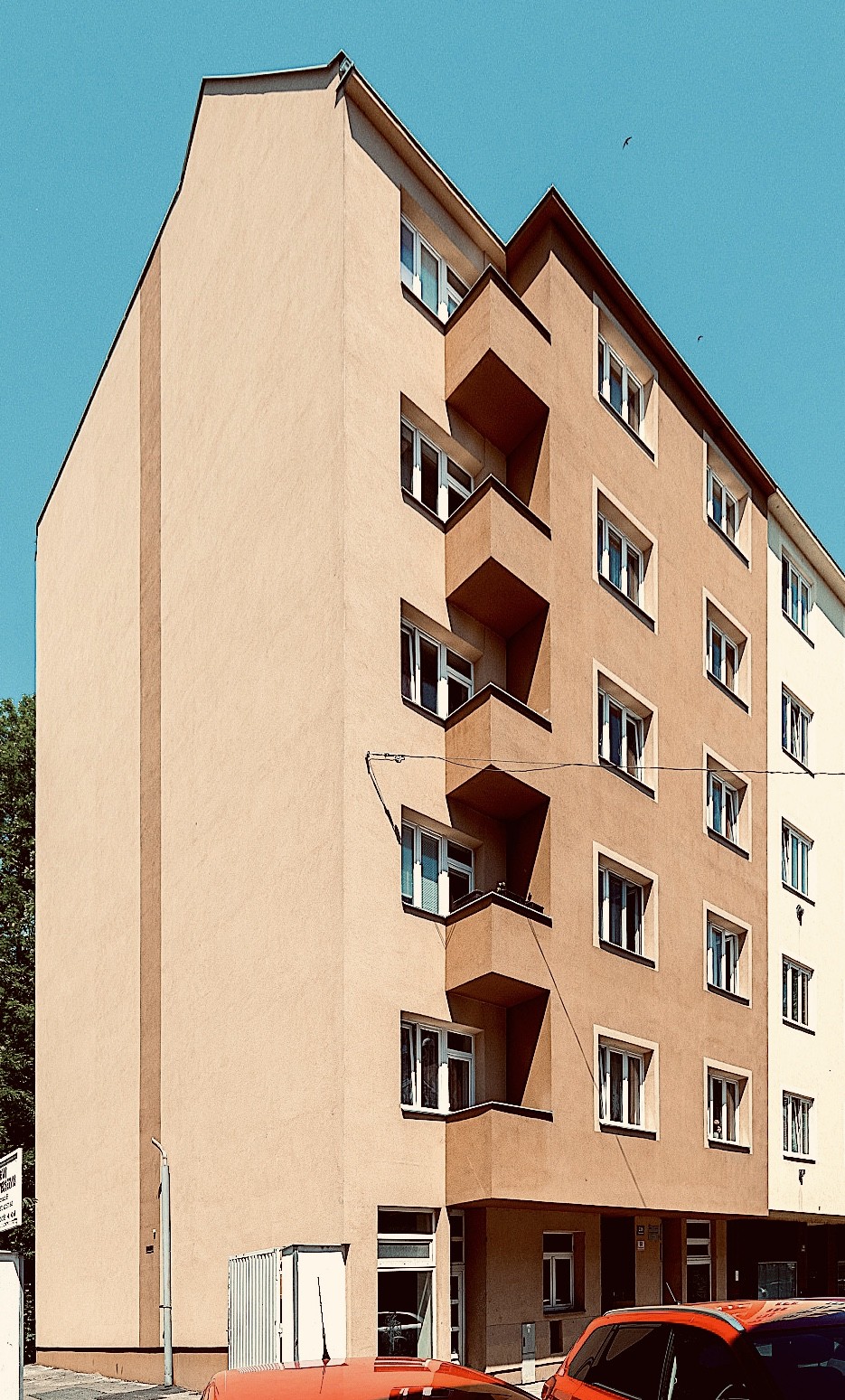 FIDUROCK Begins Renovation of Building on Bratislavská Street
